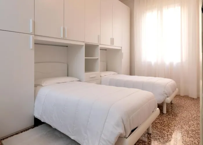 Bellini - Affitti Brevi Italia * 摩德纳