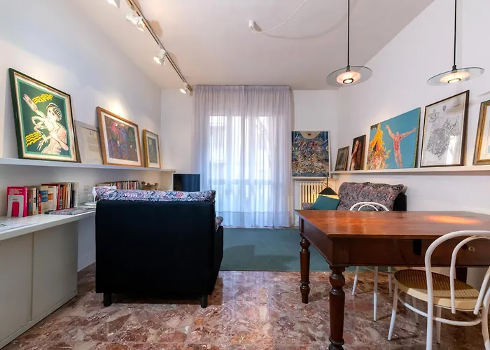 Bellini - Affitti Brevi Italia * 摩德纳